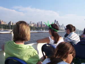 People viewing New York