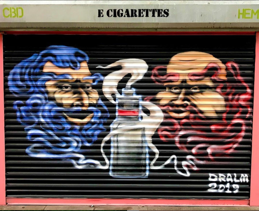 An eCigarette shop shutter with inviting graphic design 