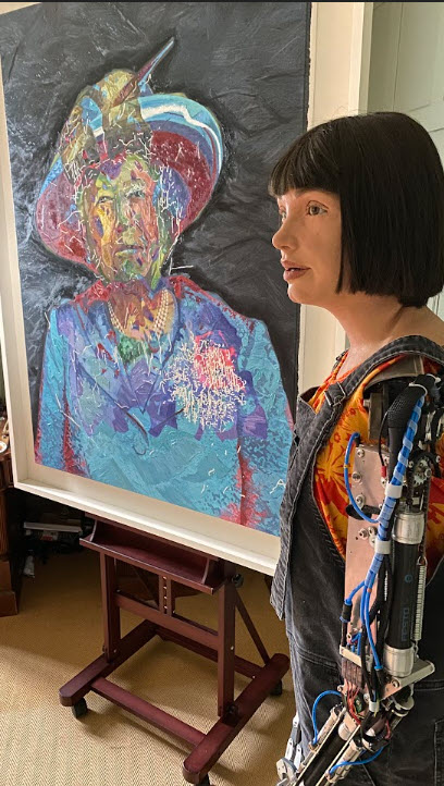 Ai-Da humanoid robot painted a portrait of the Queen